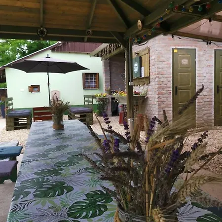 Berko Vendeghaz Apartment Rakoczifalva